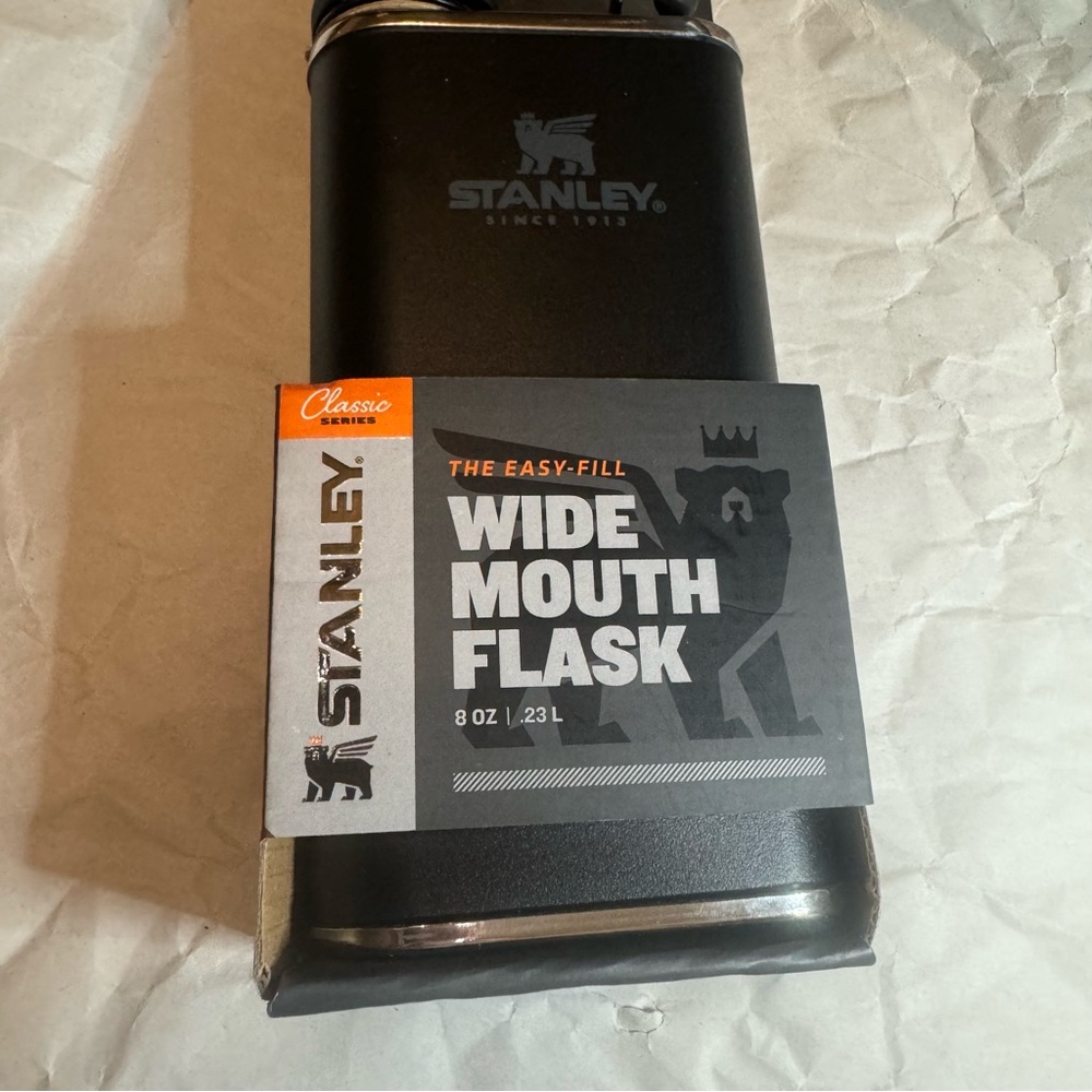 Stanley wide mouth flask - Picture 2 of 9
